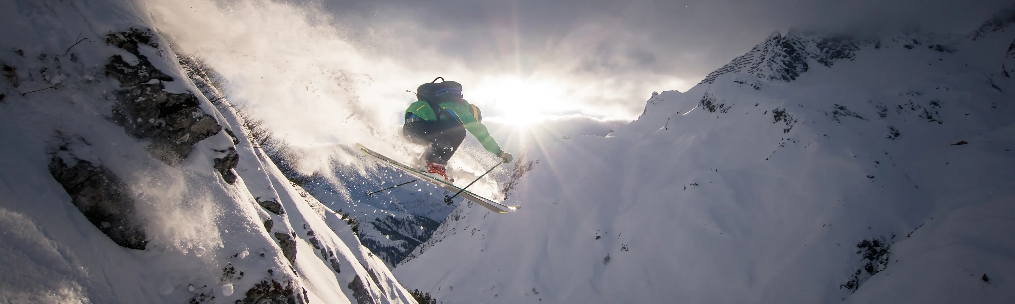 Hava Tahminleri, Kar Raporları, Kameralar ve 3300 kayak merkezleri için Haritalar